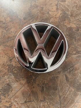 3a0-853-601 Vw Golf Mk3 / Mk2 Chrome Front Grille Emblem Cabriolet Jetta 3a0853601