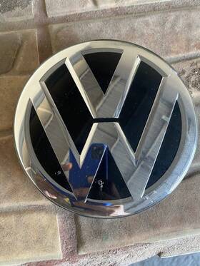 3g0853601 Vw Jetta Mk6 Volkswagen Front Badge Emblem Radar Sensor Version 2018