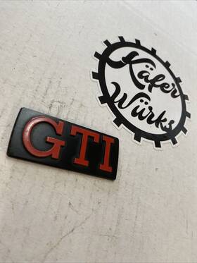 687ae Vw Volkswagen Gti Red Lettering Rear Trunk Badge 176 853 687q