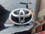 2006-2010 Toyota Sienna Front Grille Bumper Emblem Genuine Oem 75301-AE010. Fixed Price $45.00.