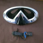 Infiniti QX80 Front Emblem And Camera - Oem. Fixed Price $120.00.