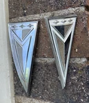 Vintage 1962 Pontiac Lemans Hood Trunk Lid Arrow Emblems Oem 4841465 541130. Fixed Price $70.00.