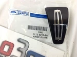 2003-2006 Lincoln Navigator Black And Chrome Grille Star Emblem Oem New. Fixed Price $80.76.