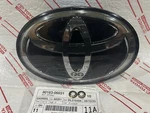 Toyota Tundra Land Cruiser Tacoma Grille Emblem Genuine Oem (beware Of Fakes). Fixed Price $199.00.
