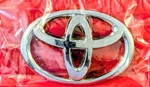 08 Toyota Highlander 07-09 Yaris Rear Emblem Logo Badge 90975-02063. Fixed Price $24.00.