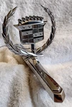 1975 1976 Cadillac Deville Fleetwood Oem Hood Ornament Emblem Assembly *gc*. Fixed Price $179.95.