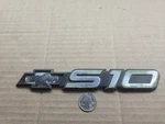 Chevy Oem 1994-2004 S-10 Chrome Door Emblem Badge Logo Nameplate 15629983. Fixed Price $12.99.