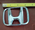 2002 2006-2009 Honda S2000 Front Grille Badge Emblem 75700-S2A-J000 Oem. Fixed Price $34.00.