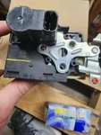 Genuine Gm Pontiac Sunfire 2005/RIGHT Front Door Lock MECHANISM/16872440. Fixed Price $45.00.