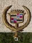 Vintage Cadillac Gold Crest Wreath Emblem Ornament Oem Gm Approx 2.5 Wide. Fixed Price $29.13.