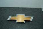 Used Genuine 15 - 18 Chevrolet Gm 22900420 Front Grill Bowtie Emblem Colorado. Fixed Price $30.00.