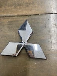 06-12 Mitsubishi Galant Trunk Logo Star Emblem Oem 20705720773. Fixed Price $15.00.