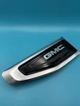 Oem 2021 - 2024 Gmc Yukon Fender Emblem Galvano Silver Front Left 84719441. Fixed Price $34.99.