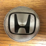 Honda Center Cap 44732-SOX-A000 HON2. Fixed Price $8.00.