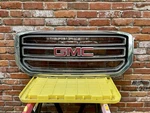 2015-2020 Gmc Yukon & Xl Front Chrome Grille 84119634 Oem. Fixed Price $297.50.