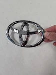 2006-08 Toyota Rav 4 Front Grille Chrome Emblem Oem 90975-02188. Fixed Price $42.50.