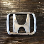 Oem 1996-2000 Honda 75701-SK7-0400 Rear Trunk Emblem Civic Cr-v. Fixed Price $11.00.