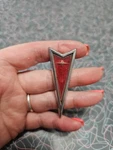 1970 1971 Oem Gm Grille Emblem Pontiac Lemans Badge Arrowhead Ornament 478649. Fixed Price $14.99.