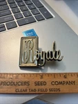 Vintage Oldsmobile Royale Emblem Badge Gold Vitrolux Dl Auld Co Rare!. Fixed Price $18.95.