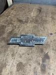 Oem 1967-1972 Gm Chevrolet C/60 427 Truck Hood Emblem Bowtie 3951712 Part Usa. Fixed Price $49.99.