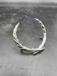 75 76 Cadillac Fleetwood Hood Header Medallion Ornament Wreath Emblem Nos. Fixed Price $75.00.