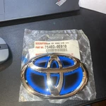 2014-2019 Toyota Highlander Hatch Logo Emblem 75403-0E010 With Hybrid. Fixed Price $33.00.