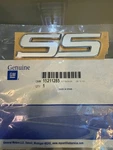 2005-2009 Chevrolet Ss 2008-2010 Hhr Door White Emblem New Oem. Fixed Price $34.99.