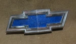 Oem Chevrolet 1971-1972 Or Pick Up Grill Bowtie Gm# 3990740, Prong. Fixed Price $34.99.