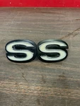 1973 Chevy Chevelle Camino Ss Grille Emblem Nice 322. Fixed Price $89.99.