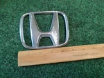 2005-2007 Honda Accord Cr-v Front Grille Emblem Badge 75700-S9A-G000 3S8. Fixed Price $18.99.