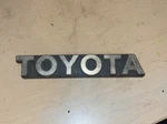 86-89 Toyota 4RUNNER Pickup Front Left Grille Emblem Badge Logo 75311-89113 Oem. Fixed Price $67.96.